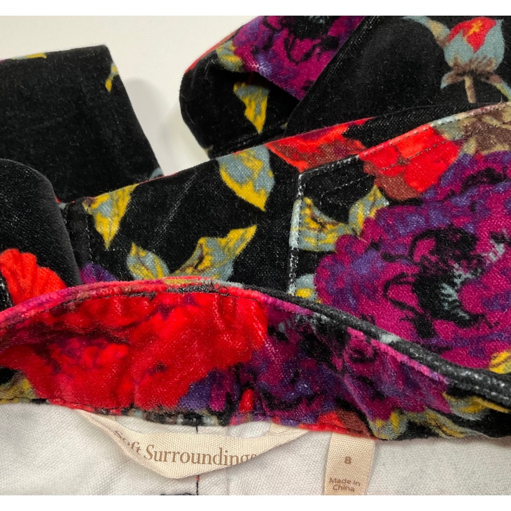 Soft Surroundings Black Floral Velvet Pants Women's Size 8 Red Rose Print - Picture 12 of 15